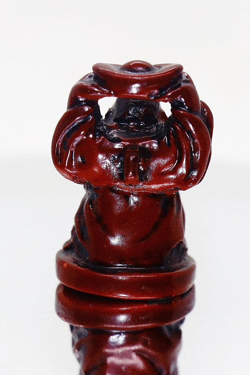 Min Buda feliz de granate rojo