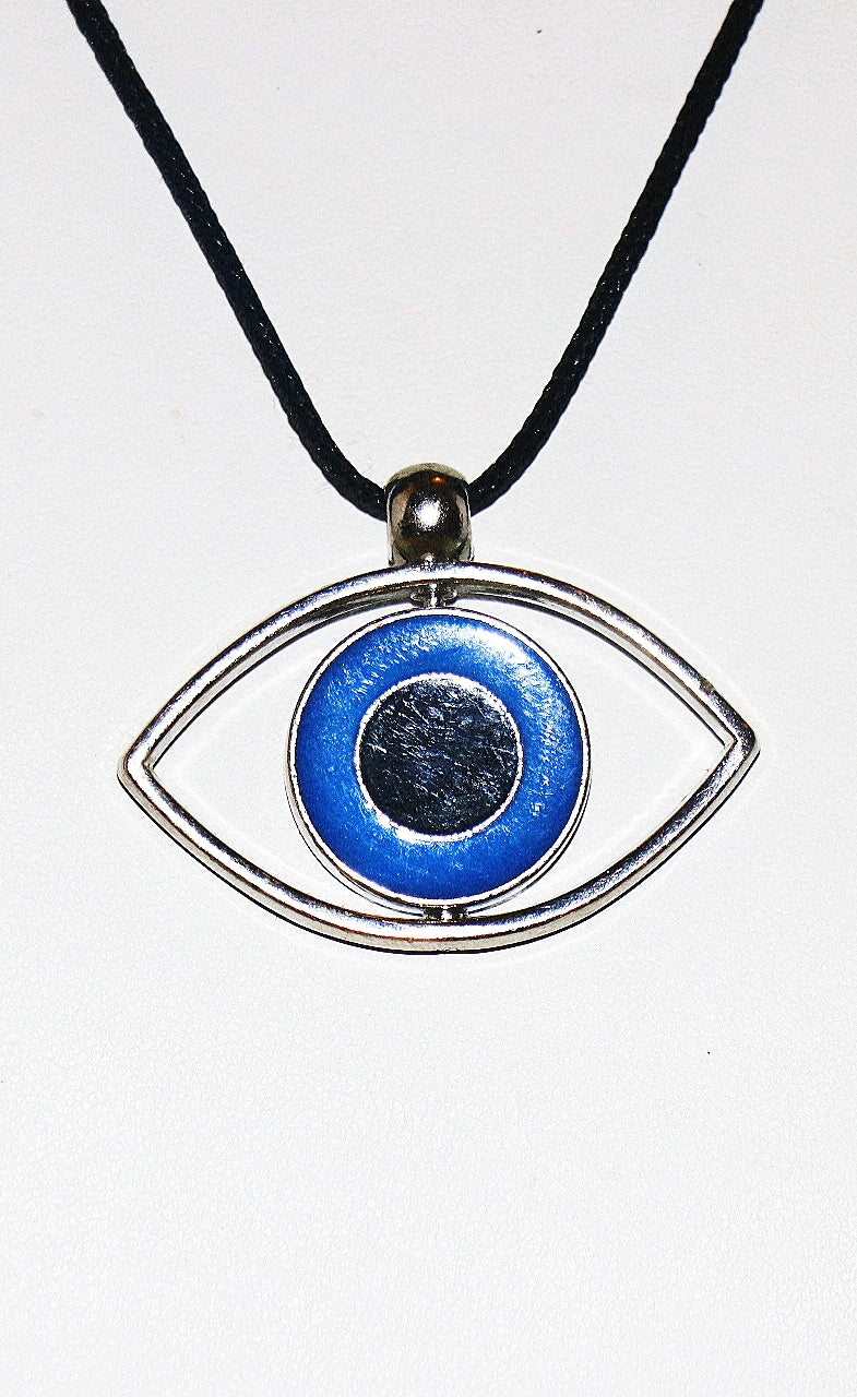 Colgante y collar del tercer ojo