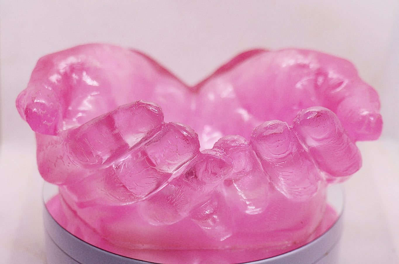 Cuarzo rosa y arena de mano de cuarzo rosa de 60 a 70 mm