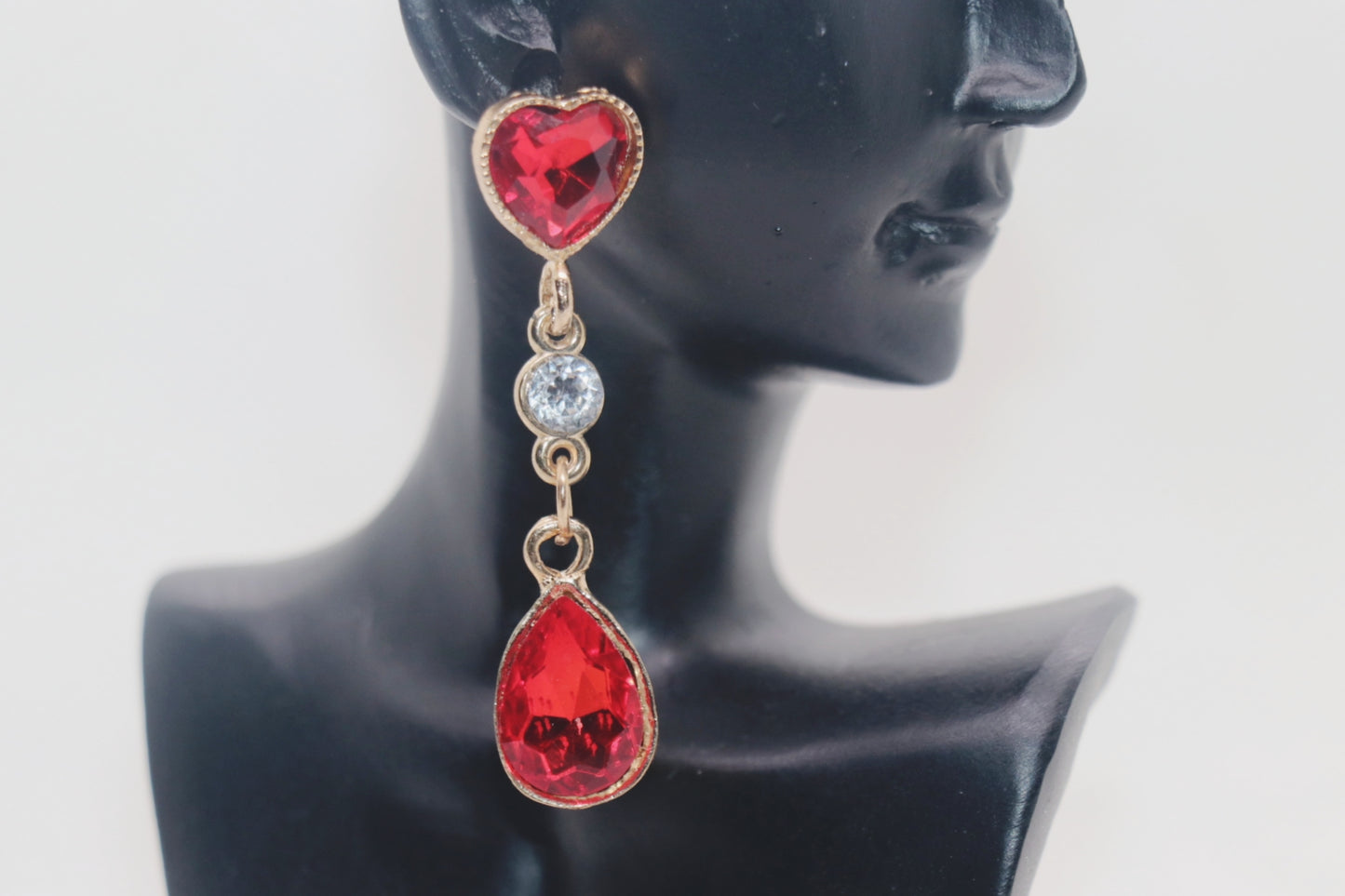 Pendientes decorativos con forma de corazón