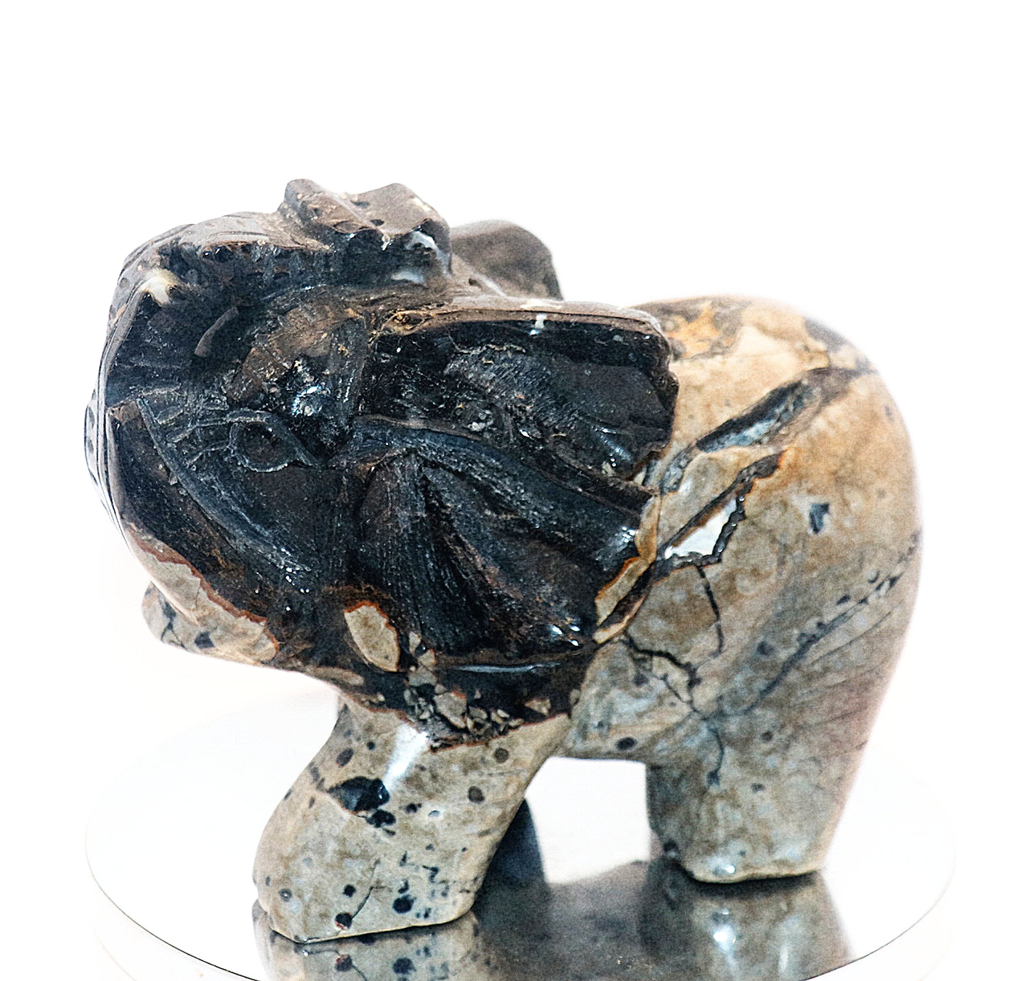 Rare Volcanic Agate UV Light Reaction Gemstone Druzy Carved Elephant