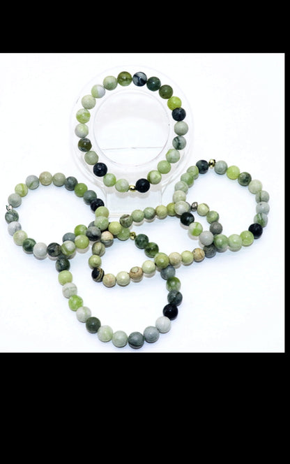 Light Green Jade Gemstone Bracelet
