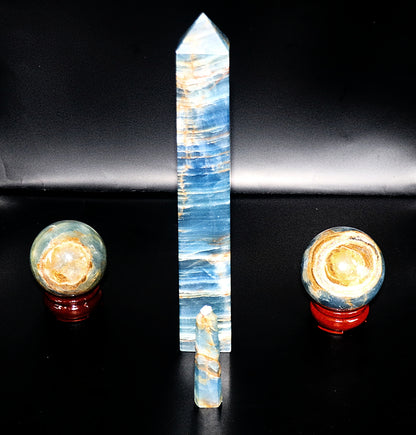 Blue Onyx Gemstone Towers