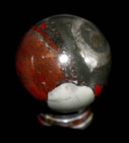 Esfera y soporte de piedra preciosa de sangre africana de 50 mm